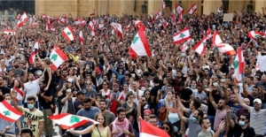 Lübnan halkı ABD'yi protesto ediyor!..