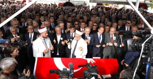 Mümtaz Soysal son yolculuğuna uğurlandı