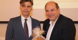 'Osmanlı'da Yahudi Kıyafetleri' sergisi İzmir’de açıldı