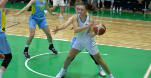 Perilerden farklı galibiyet: 74 - 57