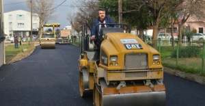 Belediye Başkanı asfalt gösterisinde adeta coştu