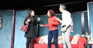 "Dokuz Canlı" Oyunu İnegöllülerle buluştu