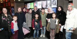 Gölyazılı kadınların tiyatro keyfi