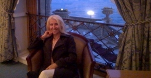 NEZAHAT GÖÇMEN yazdı: "İlk Kar Yenmez"