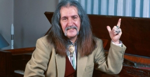 Barış Manço 21. ölüm yıldönümünde anılıyor!