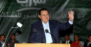 Mısır Eski Cumhurbaşkanı Hüsnü Mübarek öldü