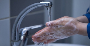 Uzmanlar 'el yıkayın' diye uyarıyor! Su tüketimi artmıyor, azalıyor