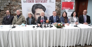 Yılın yazarı Fakir Baykurt
