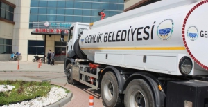 Gemlik Belediyesi’nden kurumlara dezenfeksiyon desteği