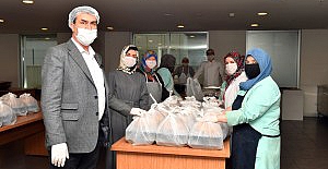 Osmangazi’de Sıcak Yemek Dağıtımı