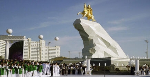 Türkmenistan’a korona virüs giremedi… İşin sırrı üzerlik bitkisi mi?