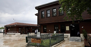 Başkan İmamoğlu Eriklibaba Türbesi'nde