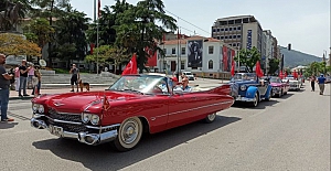 Bursa'nın Klasik Araçlarla 19 Mayıs Kutlaması