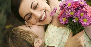 TÜM ANNELERİMİZİN "ANNELER GÜNÜ"NÜ KUTLUYORUZ!..