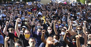 ABD'de protestocular sokağa çıkma yasağına uymadı