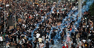 Irkçılık karşıtı gösteriler Fransa'ya sıçradı