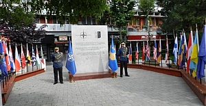 Kosova, Sırp işgalinden kurtuluşunun 21. yılını kutladı.