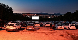 Arabalı Sinem Nostaljisine Konserli Final