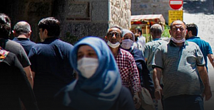 Koronavirüs: Türkiye'de vaka sayısı yeniden 1000'in altına indi