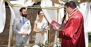 Nikah törenleri bahçeye taşındı
