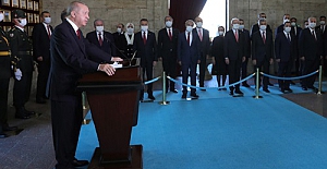 Cumhurbaşkanı Erdoğan, Anıtkabir’de düzenlenen törene katıldı