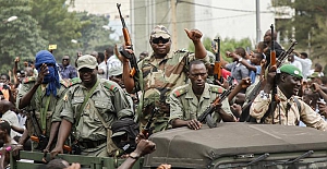 Mali'de askeri darbe: Cumhurbaşkanı Keita istifa etti