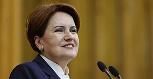 Meral Akşener'den Ayasofya ziyareti