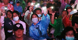 Tayland'da monarşi karşıtı protesto: 'Bu ülke krala değil, halka aittir'