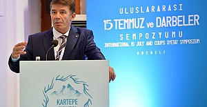 Prof. Dr. İRFAN KAYA ÜLGER yazdı: "Türkiye Mavi Vatanı savunmaya devam ediyor"