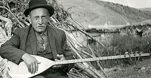 Türk Halk Ozanı Aşık Veysel 126 Yıl önce Bugün Dünyaya Geldi