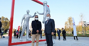 Bursa’ya Türkiye – Güney Kore kardeşlik anıtı