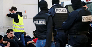 Fransa'da ilk: Mahkeme, Sarı Yelek'li eylemcinin plastik mermiyle yaralanmasından devleti sorumlu tuttu