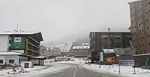 Uludağ’a sezonun ilk karı düştü