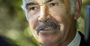 Ünlü Aktör Sean Connery 90 yaşında hayatını kaybetti.