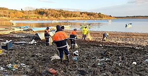 Sular çekilince atıklar ortaya çıktı: "İstanbul'un Baraj Gölleri Temizleniyor"