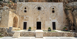 Dünyanın ilk kilisesi Antakya’da değil Konya’da