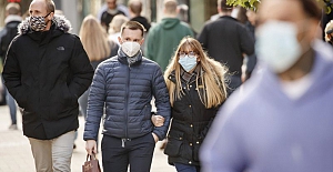 İngiltere Başbakanı Johnson, "İngiltere’de kısıtlamaların baharda sona ereceğini söylemek için çok erken"