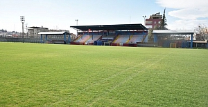 Mustafakemalpaşa ilçe stadyumu yenilendi