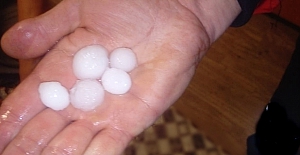 Tekirdağ'da ceviz büyüklüğünde dolu yağdı