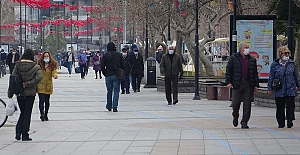 ‘Vaka sayısındaki tırmanış devam ederse Türkiye tamamen kapanmak zorunda kalabilir’