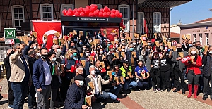 23 Nisan Yasağına 'Nutuk'lu Protesto!