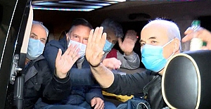 Amirallere elektronik kelepçe takılıyor