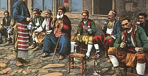 Dilenciler, tiryakiler ve çocuklarıyla Osmanlı toplumunda Ramazan manzaraları