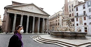 İtalya’da koronavirüs tedbirleri azaltılıyor