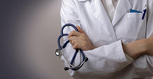 Sağlık Bakanlığı, 65-72 yaş arası doktorları tekrar göreve çağıracak