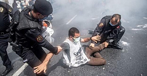 İstanbul Valiliği'nden 1 Mayıs açıklaması: Taksim Meydanı'na yürümeye çalışan toplam 212 kişi gözaltına alındı