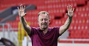 Sergen Yalçın: "Bir süre futbol konuşacağımı zannetmiyorum"