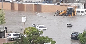 Başkentte şiddetli yağış su baskınlarına neden oldu