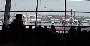 İstanbul'da uçuşlara yağmur engeli