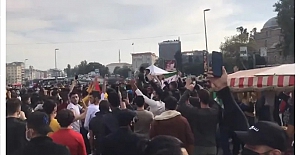 Yüzlerce kişi toplandı, ÖSO bayrağı açtı, polis ihbarla öğrendi